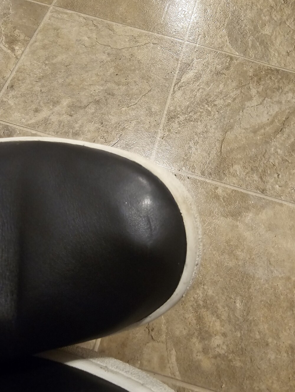 UGG Women's Black Slip-On Leather Loafers Size 9.5 - Picture 8 of 8